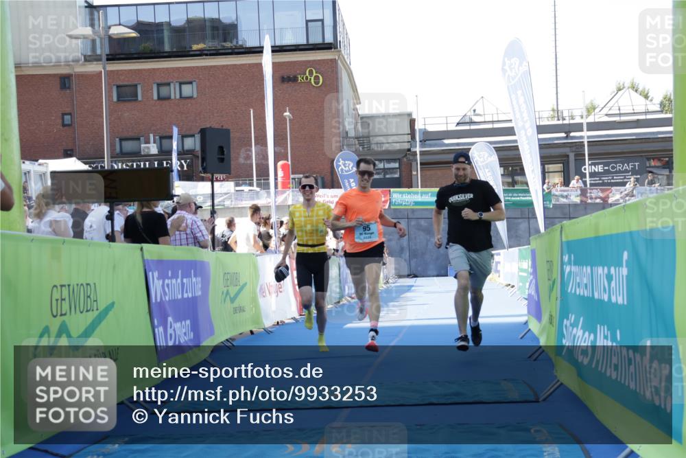 09.08.2026 - GEWOBA Citytriathlon Bremen Yannick Fuchs http://msf.ph/oto/9933253 09.08.2026 11:22:10 Ziel 95 meine-sportfotos.de
