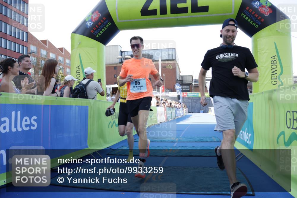 09.08.2026 - GEWOBA Citytriathlon Bremen Yannick Fuchs http://msf.ph/oto/9933259 09.08.2026 11:22:12 Ziel 95 meine-sportfotos.de