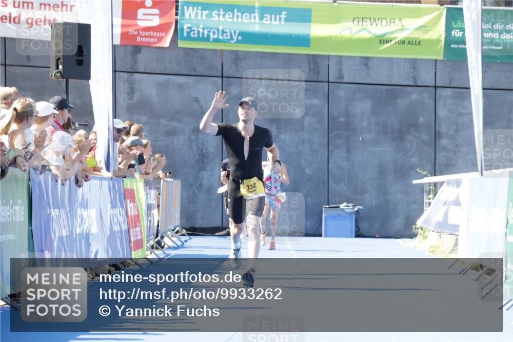 09.08.2026 - GEWOBA Citytriathlon Bremen Yannick Fuchs http://msf.ph/oto/9933262 09.08.2026 11:22:19 Ziel 332 meine-sportfotos.de