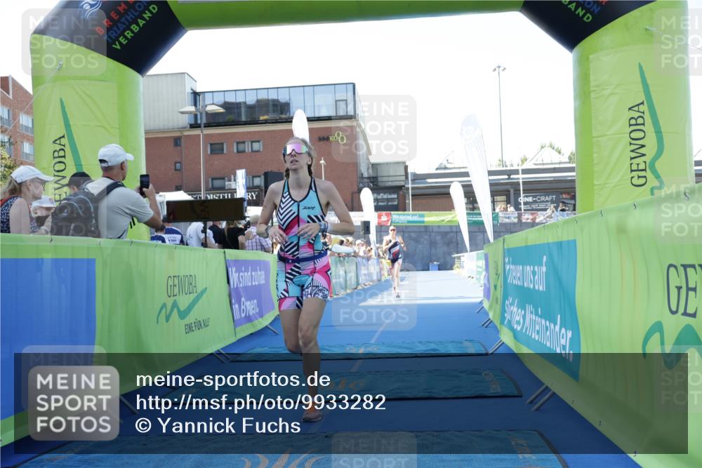 09.08.2026 - GEWOBA Citytriathlon Bremen Yannick Fuchs http://msf.ph/oto/9933282 09.08.2026 11:22:29 Ziel 304, 447, 465 meine-sportfotos.de