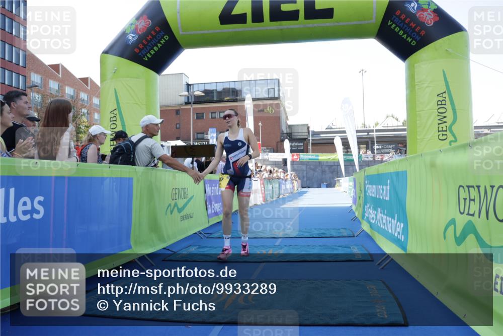 09.08.2026 - GEWOBA Citytriathlon Bremen Yannick Fuchs http://msf.ph/oto/9933289 09.08.2026 11:22:32 Ziel 447, 465 meine-sportfotos.de