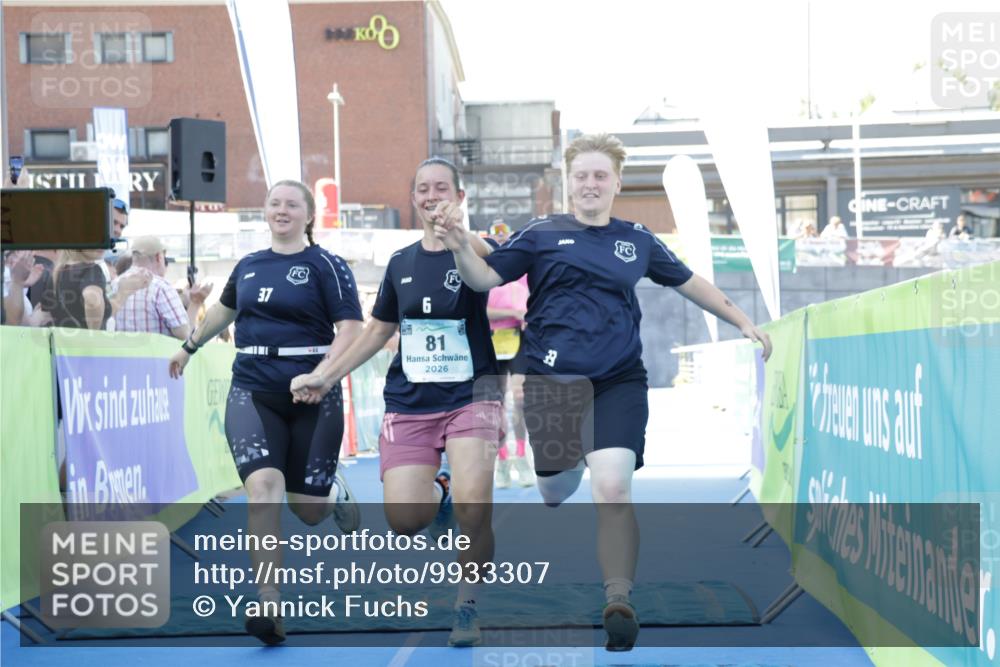 09.08.2026 - GEWOBA Citytriathlon Bremen Yannick Fuchs http://msf.ph/oto/9933307 09.08.2026 11:22:49 Ziel 81, 325, 328, 395, 493 meine-sportfotos.de