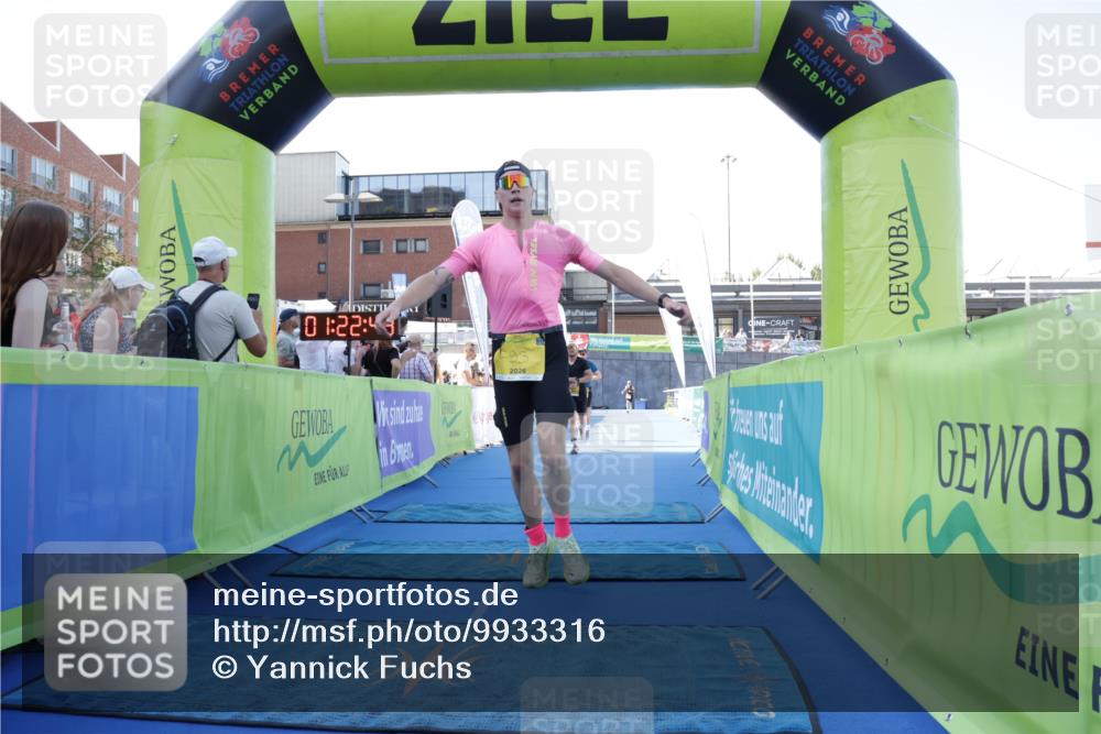 09.08.2026 - GEWOBA Citytriathlon Bremen Yannick Fuchs http://msf.ph/oto/9933316 09.08.2026 11:22:52 Ziel 81, 325, 328, 395, 493 meine-sportfotos.de