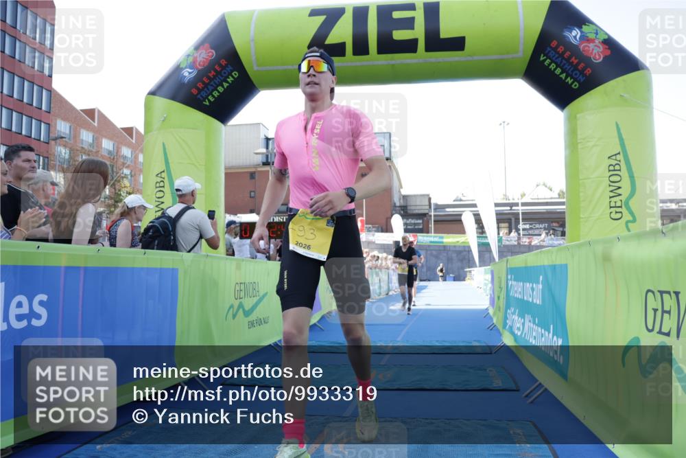 09.08.2026 - GEWOBA Citytriathlon Bremen Yannick Fuchs http://msf.ph/oto/9933319 09.08.2026 11:22:52 Ziel 81, 325, 328, 395, 493 meine-sportfotos.de