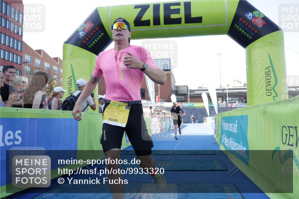 09.08.2026 - GEWOBA Citytriathlon Bremen Yannick Fuchs http://msf.ph/oto/9933320 09.08.2026 11:22:52 Ziel 81, 325, 328, 395, 493 meine-sportfotos.de
