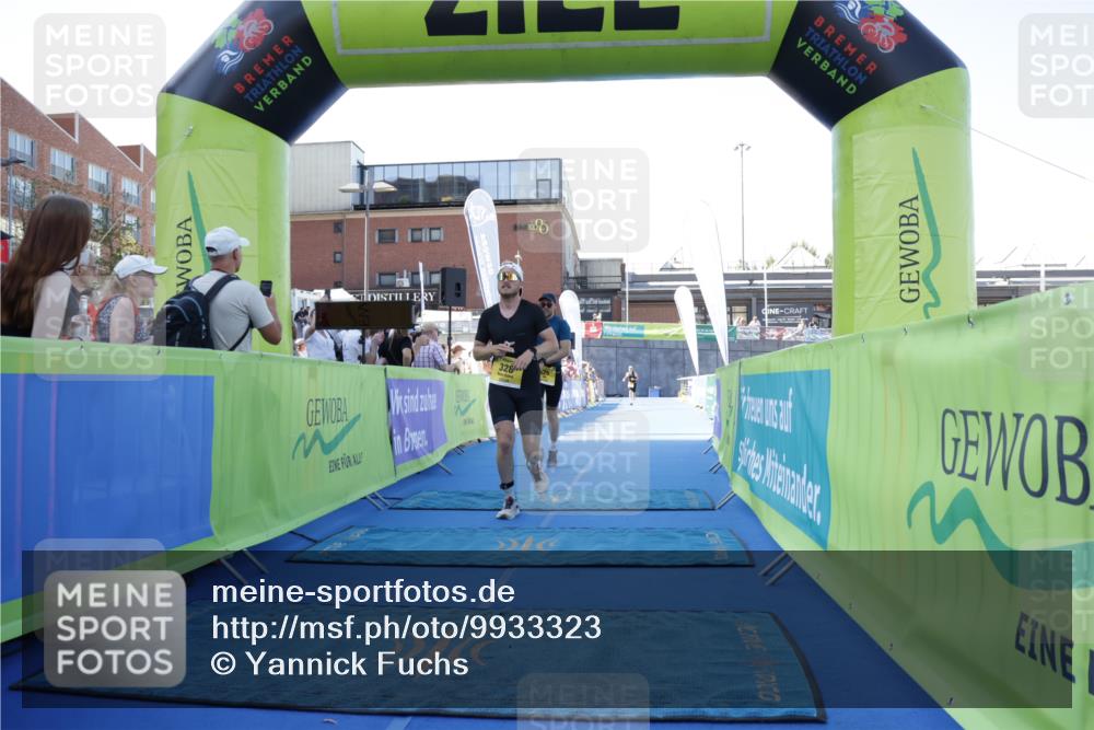 09.08.2026 - GEWOBA Citytriathlon Bremen Yannick Fuchs http://msf.ph/oto/9933323 09.08.2026 11:22:54 Ziel 325, 328, 493 meine-sportfotos.de