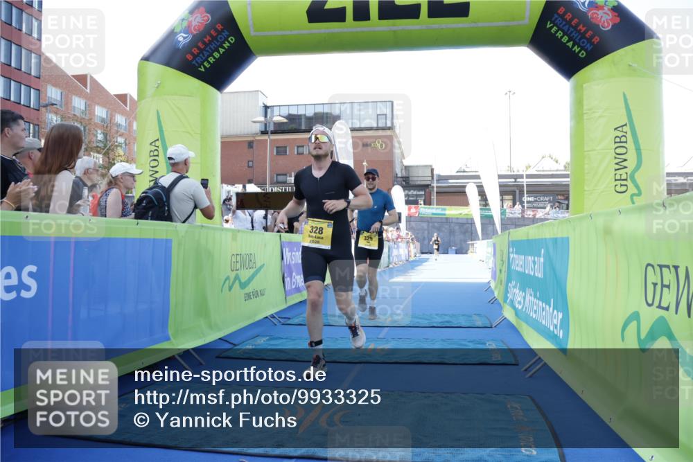 09.08.2026 - GEWOBA Citytriathlon Bremen Yannick Fuchs http://msf.ph/oto/9933325 09.08.2026 11:22:54 Ziel 325, 328, 493 meine-sportfotos.de