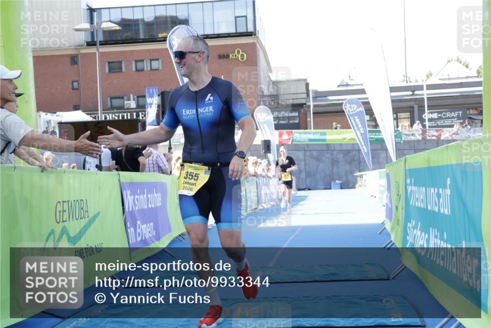 09.08.2026 - GEWOBA Citytriathlon Bremen Yannick Fuchs http://msf.ph/oto/9933344 09.08.2026 11:23:16 Ziel 355, 479 meine-sportfotos.de