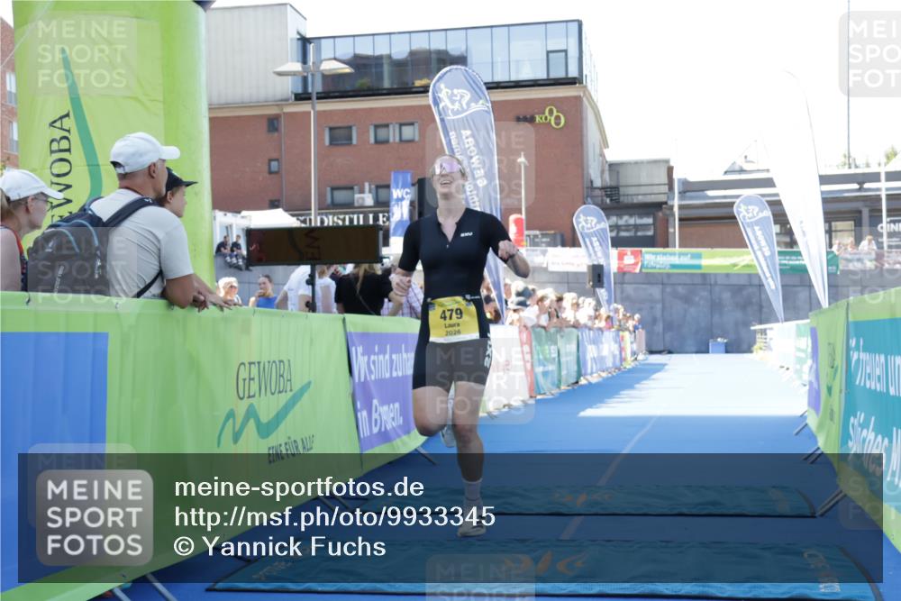 09.08.2026 - GEWOBA Citytriathlon Bremen Yannick Fuchs http://msf.ph/oto/9933345 09.08.2026 11:23:18 Ziel 355, 479 meine-sportfotos.de