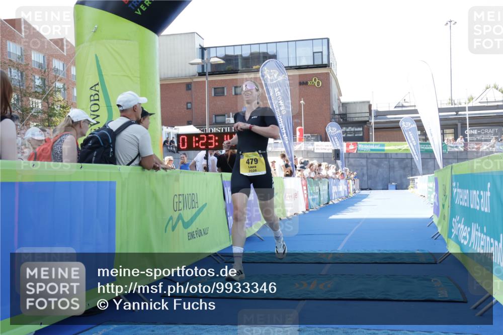 09.08.2026 - GEWOBA Citytriathlon Bremen Yannick Fuchs http://msf.ph/oto/9933346 09.08.2026 11:23:19 Ziel 355, 479 meine-sportfotos.de