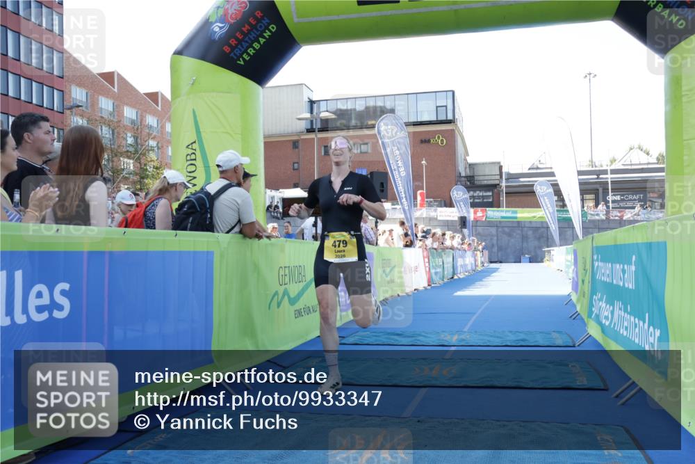 09.08.2026 - GEWOBA Citytriathlon Bremen Yannick Fuchs http://msf.ph/oto/9933347 09.08.2026 11:23:19 Ziel 355, 479 meine-sportfotos.de