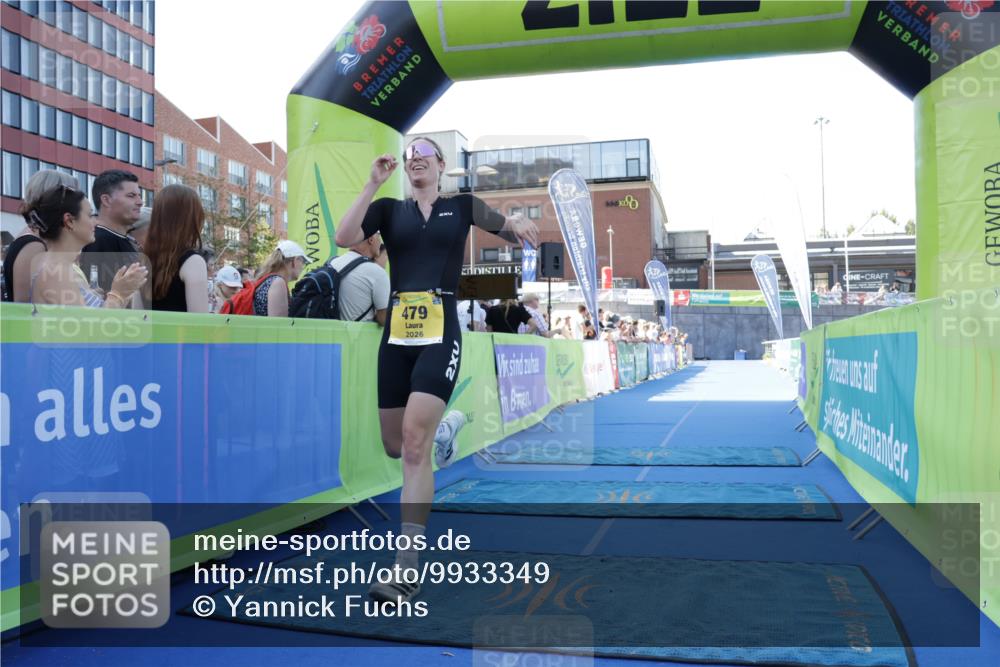 09.08.2026 - GEWOBA Citytriathlon Bremen Yannick Fuchs http://msf.ph/oto/9933349 09.08.2026 11:23:19 Ziel 355, 479 meine-sportfotos.de