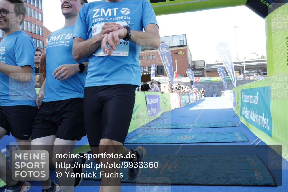 09.08.2026 - GEWOBA Citytriathlon Bremen Yannick Fuchs http://msf.ph/oto/9933360 09.08.2026 11:23:33 Ziel 39, 368 meine-sportfotos.de