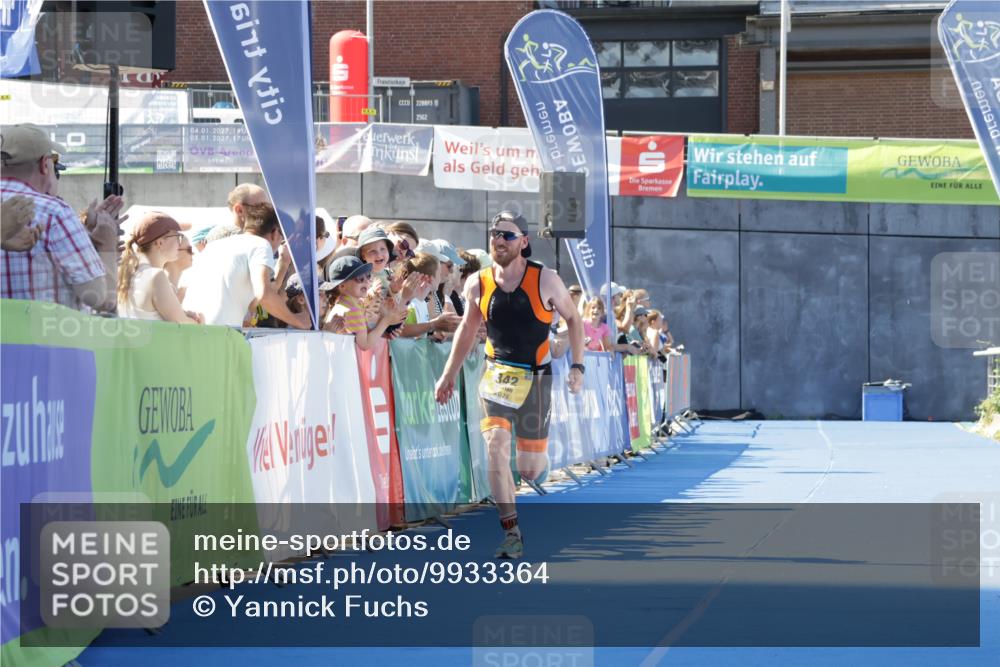 09.08.2026 - GEWOBA Citytriathlon Bremen Yannick Fuchs http://msf.ph/oto/9933364 09.08.2026 11:23:37 Ziel 342 meine-sportfotos.de