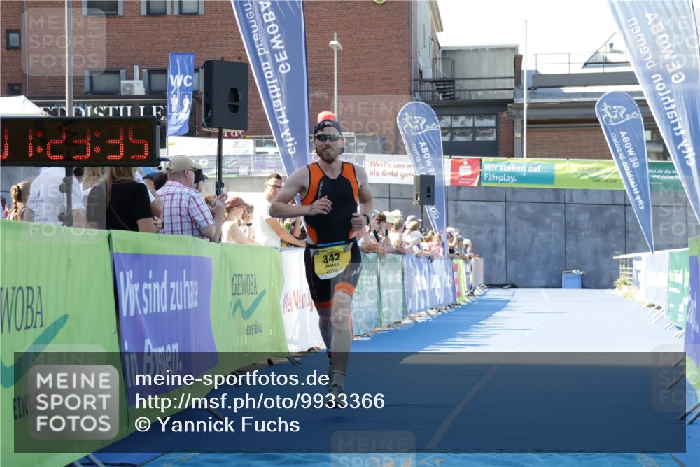 09.08.2026 - GEWOBA Citytriathlon Bremen Yannick Fuchs http://msf.ph/oto/9933366 09.08.2026 11:23:39 Ziel 342 meine-sportfotos.de