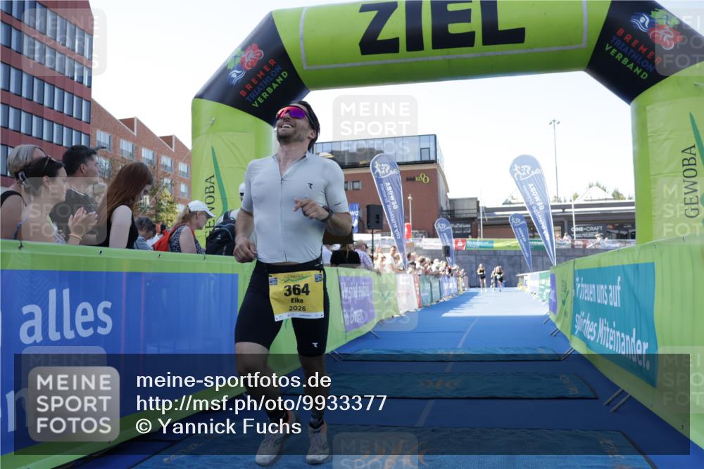 09.08.2026 - GEWOBA Citytriathlon Bremen Yannick Fuchs http://msf.ph/oto/9933377 09.08.2026 11:23:51 Ziel 364 meine-sportfotos.de