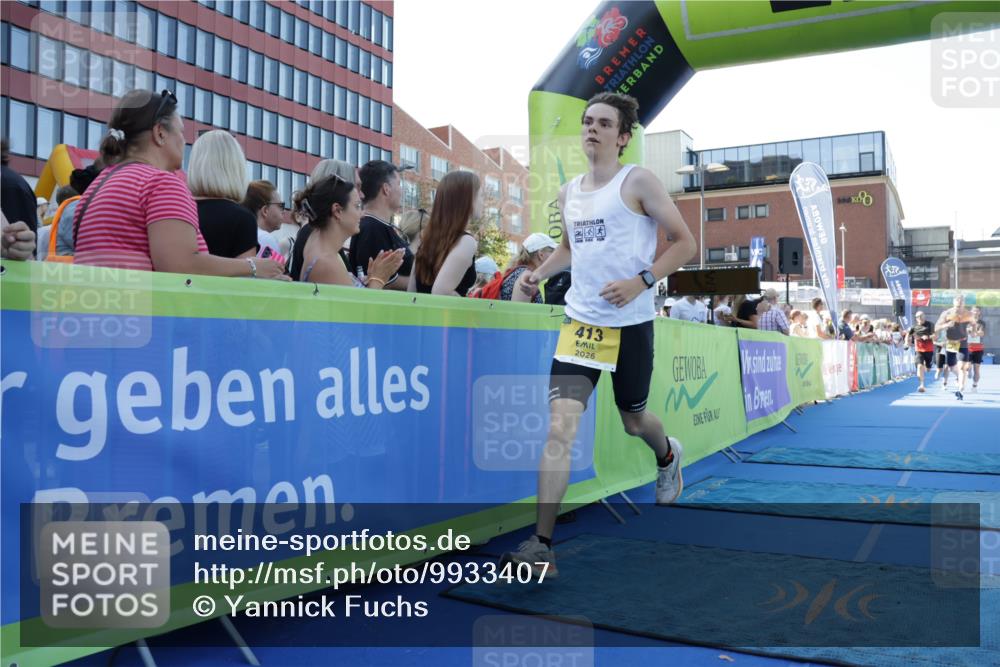 09.08.2026 - GEWOBA Citytriathlon Bremen Yannick Fuchs http://msf.ph/oto/9933407 09.08.2026 11:24:24 Ziel 241, 379, 413, 472 meine-sportfotos.de