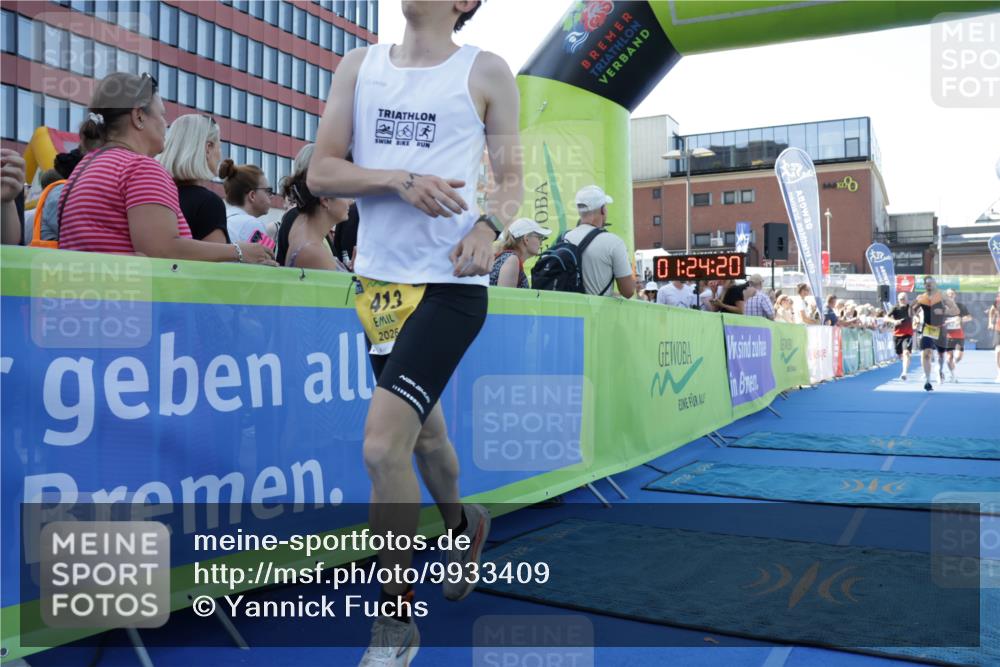 09.08.2026 - GEWOBA Citytriathlon Bremen Yannick Fuchs http://msf.ph/oto/9933409 09.08.2026 11:24:24 Ziel 241, 379, 413, 472 meine-sportfotos.de