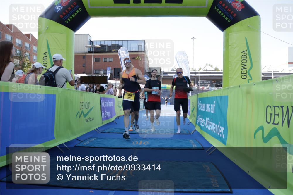 09.08.2026 - GEWOBA Citytriathlon Bremen Yannick Fuchs http://msf.ph/oto/9933414 09.08.2026 11:24:26 Ziel 241, 379, 413, 472 meine-sportfotos.de