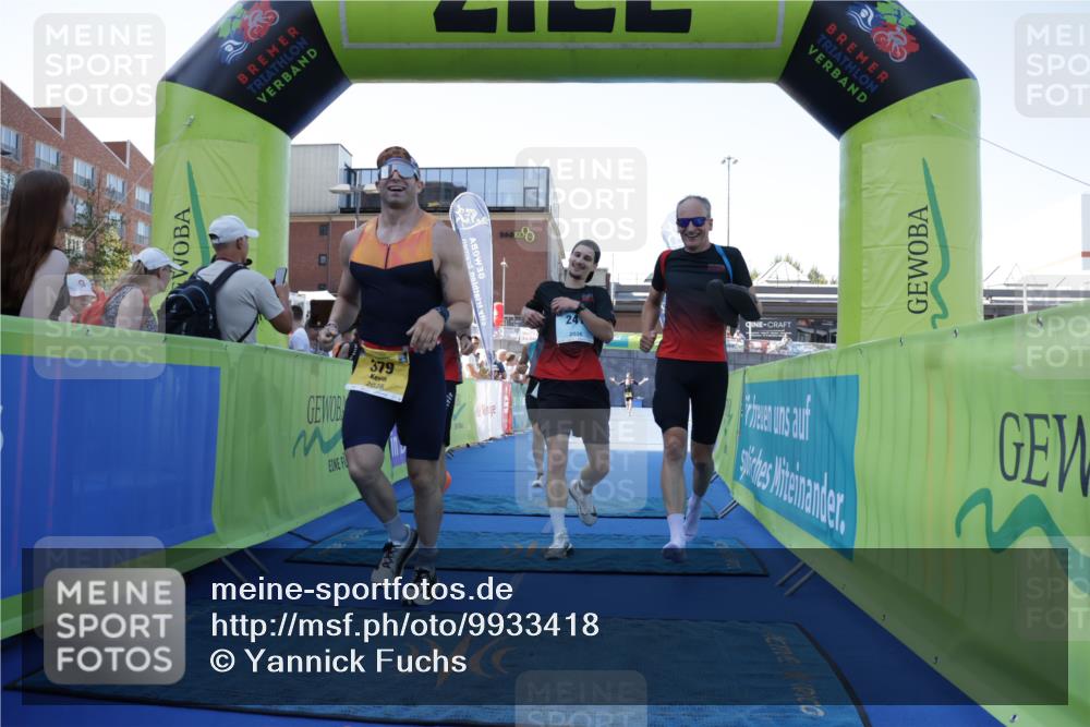 09.08.2026 - GEWOBA Citytriathlon Bremen Yannick Fuchs http://msf.ph/oto/9933418 09.08.2026 11:24:27 Ziel 241, 379, 413, 472 meine-sportfotos.de