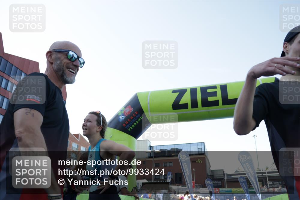 09.08.2026 - GEWOBA Citytriathlon Bremen Yannick Fuchs http://msf.ph/oto/9933424 09.08.2026 11:24:30 Ziel 241, 379, 407, 472 meine-sportfotos.de