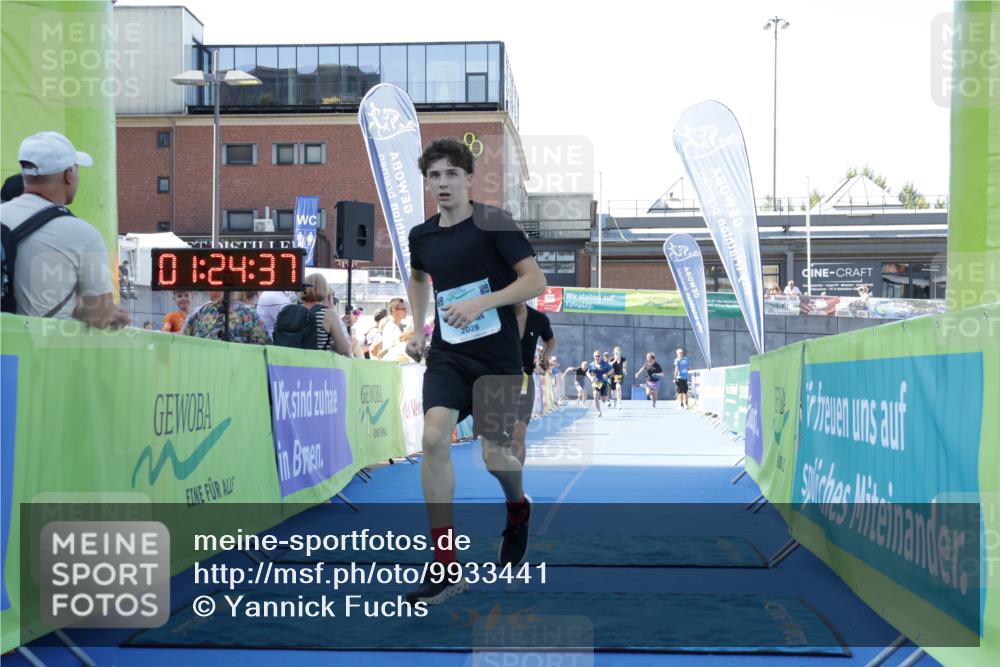 09.08.2026 - GEWOBA Citytriathlon Bremen Yannick Fuchs http://msf.ph/oto/9933441 09.08.2026 11:24:41 Ziel 129, 392, 398 meine-sportfotos.de
