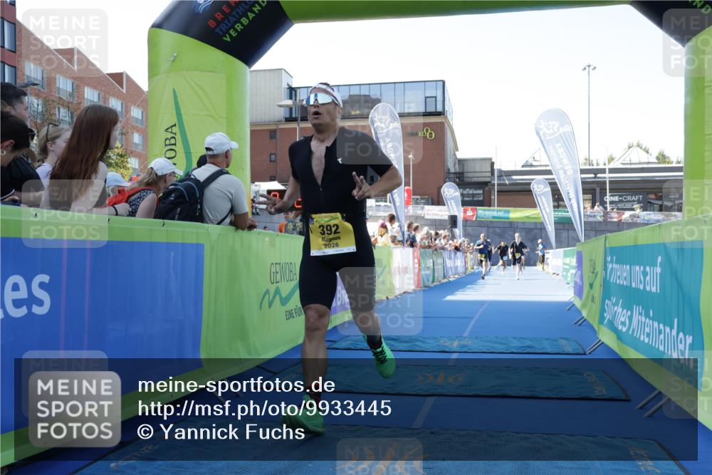 09.08.2026 - GEWOBA Citytriathlon Bremen Yannick Fuchs http://msf.ph/oto/9933445 09.08.2026 11:24:43 Ziel 43, 129, 383, 392, 398 meine-sportfotos.de