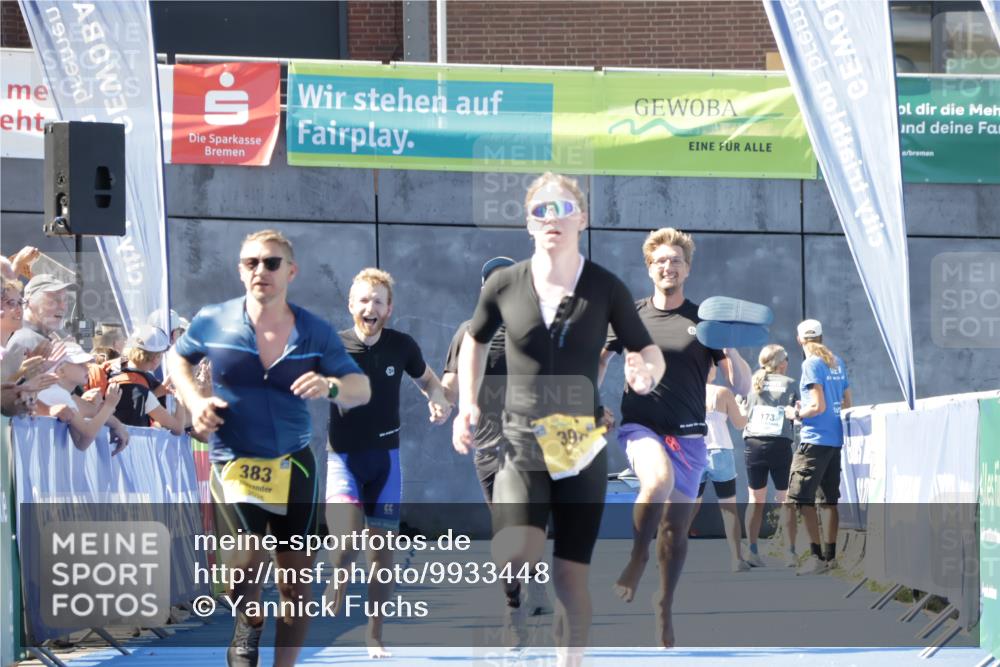 09.08.2026 - GEWOBA Citytriathlon Bremen Yannick Fuchs http://msf.ph/oto/9933448 09.08.2026 11:24:45 Ziel 43, 129, 383, 392, 398 meine-sportfotos.de