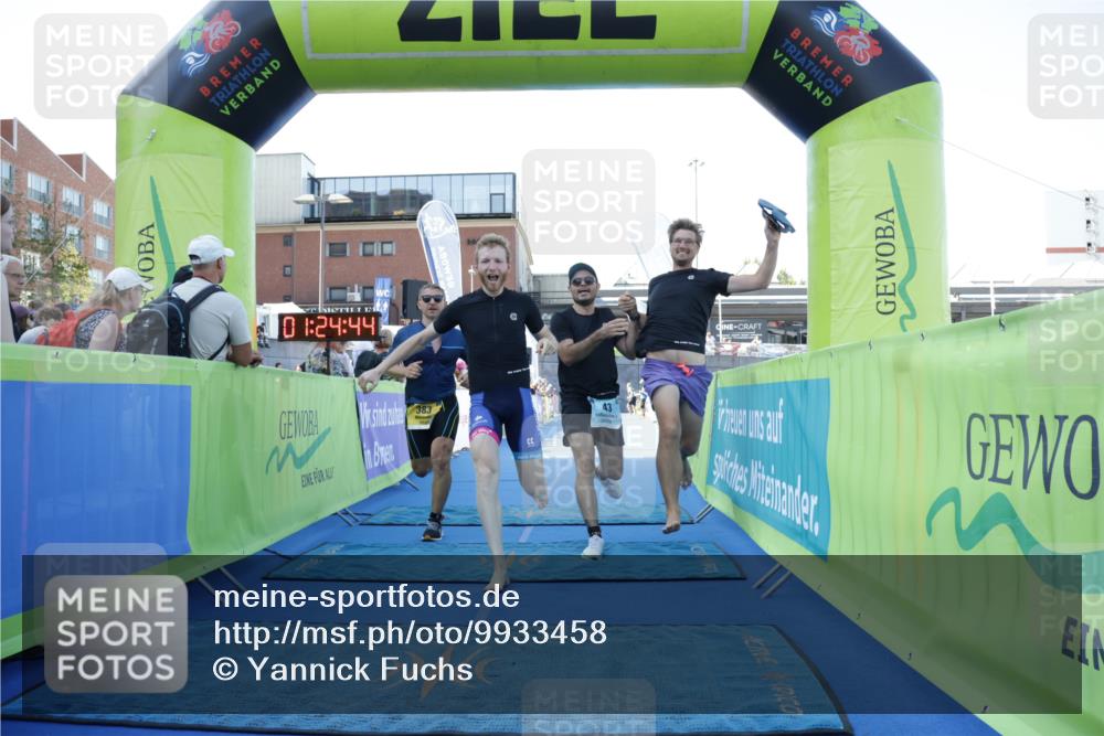 09.08.2026 - GEWOBA Citytriathlon Bremen Yannick Fuchs http://msf.ph/oto/9933458 09.08.2026 11:24:48 Ziel 43, 383, 398 meine-sportfotos.de