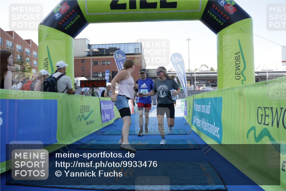 09.08.2026 - GEWOBA Citytriathlon Bremen Yannick Fuchs http://msf.ph/oto/9933476 09.08.2026 11:24:59 Ziel 173 meine-sportfotos.de