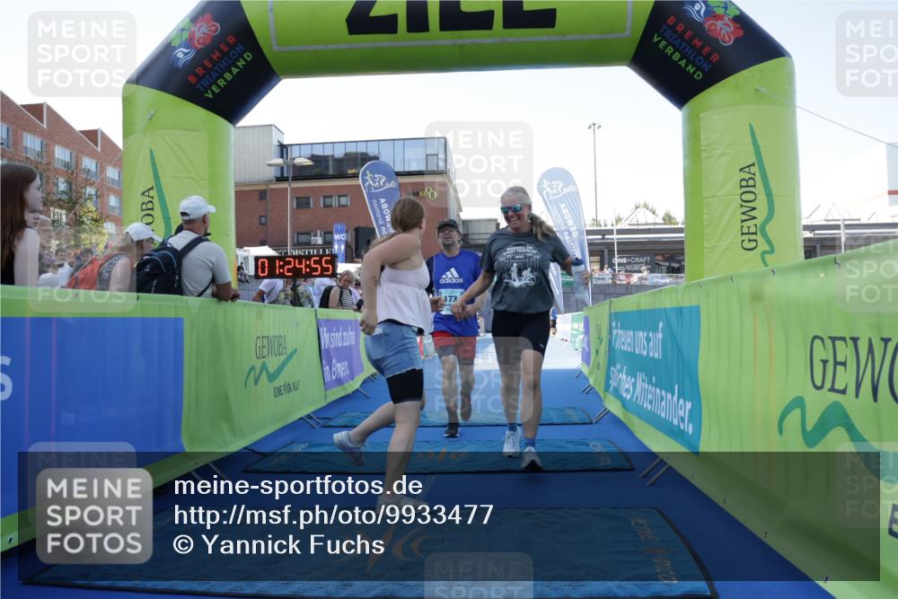 09.08.2026 - GEWOBA Citytriathlon Bremen Yannick Fuchs http://msf.ph/oto/9933477 09.08.2026 11:25:00 Ziel 173 meine-sportfotos.de