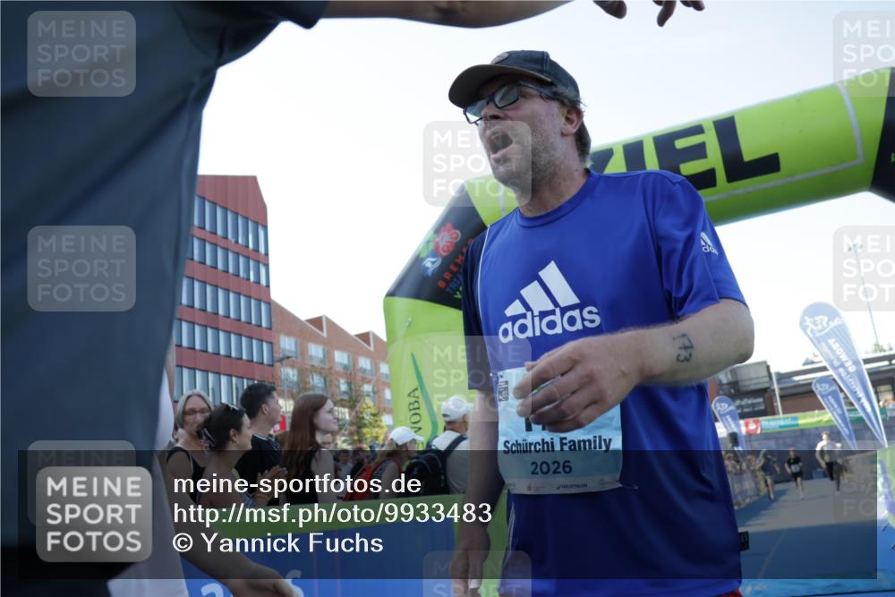 09.08.2026 - GEWOBA Citytriathlon Bremen Yannick Fuchs http://msf.ph/oto/9933483 09.08.2026 11:25:03 Ziel 23, 173 meine-sportfotos.de