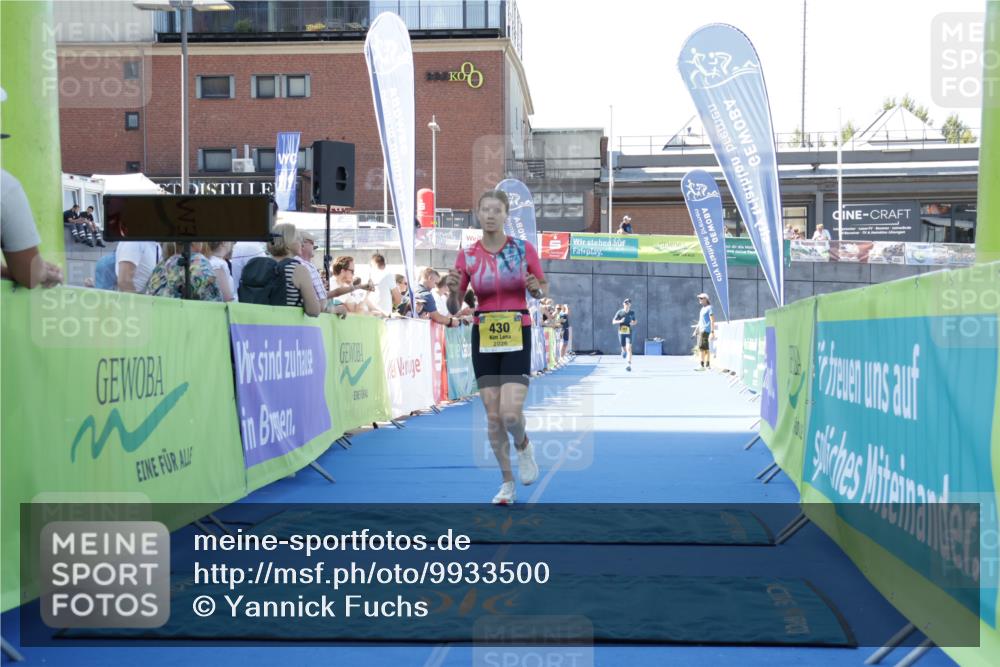 09.08.2026 - GEWOBA Citytriathlon Bremen Yannick Fuchs http://msf.ph/oto/9933500 09.08.2026 11:25:28 Ziel 430 meine-sportfotos.de