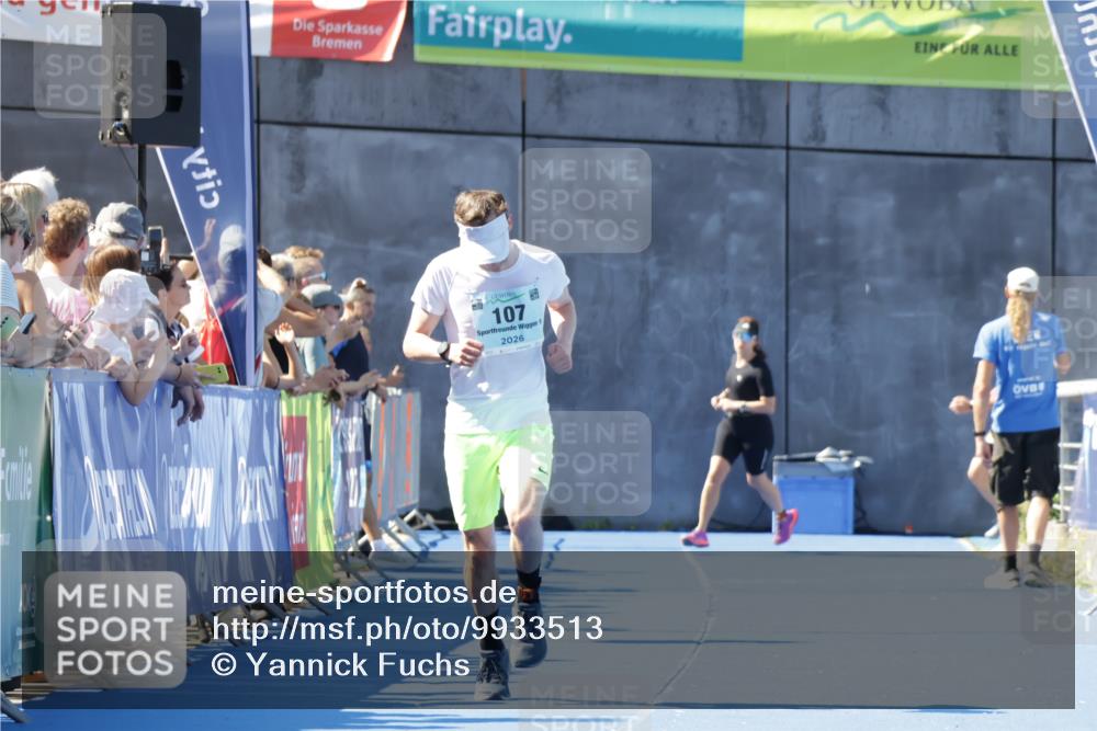 09.08.2026 - GEWOBA Citytriathlon Bremen Yannick Fuchs http://msf.ph/oto/9933513 09.08.2026 11:25:48 Ziel 107 meine-sportfotos.de