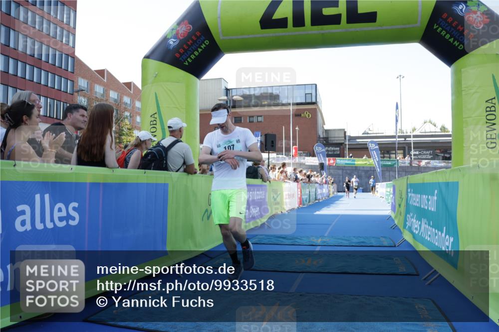 09.08.2026 - GEWOBA Citytriathlon Bremen Yannick Fuchs http://msf.ph/oto/9933518 09.08.2026 11:25:53 Ziel 107, 408, 502 meine-sportfotos.de