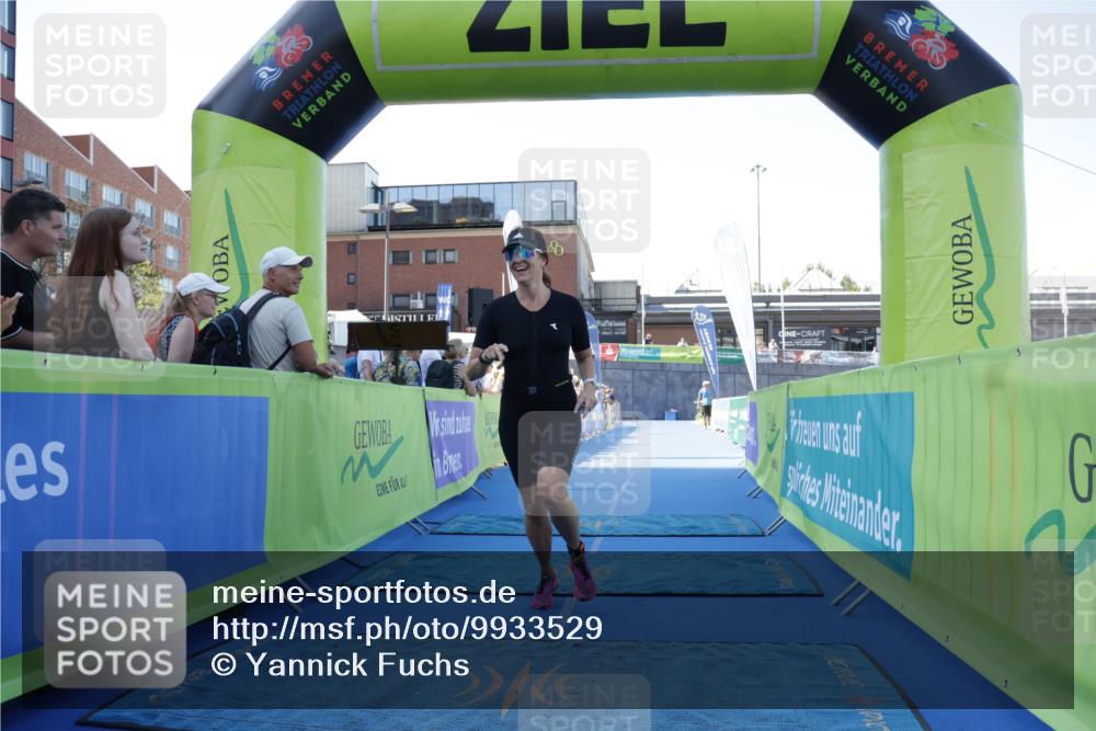 09.08.2026 - GEWOBA Citytriathlon Bremen Yannick Fuchs http://msf.ph/oto/9933529 09.08.2026 11:26:00 Ziel 408, 502 meine-sportfotos.de