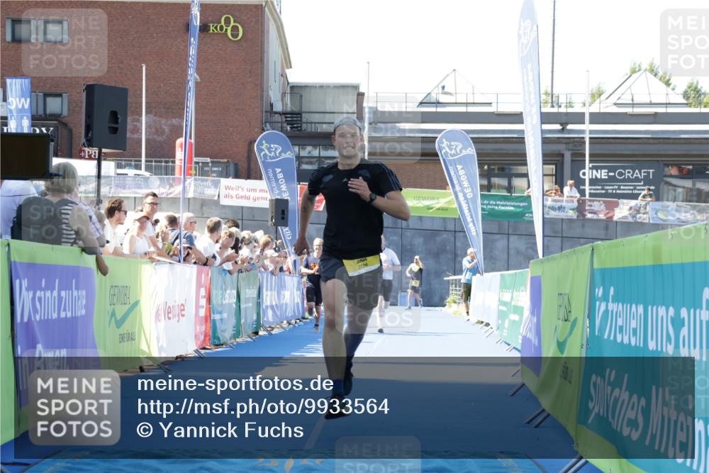 09.08.2026 - GEWOBA Citytriathlon Bremen Yannick Fuchs http://msf.ph/oto/9933564 09.08.2026 11:27:10 Ziel 215, 329, 396 meine-sportfotos.de