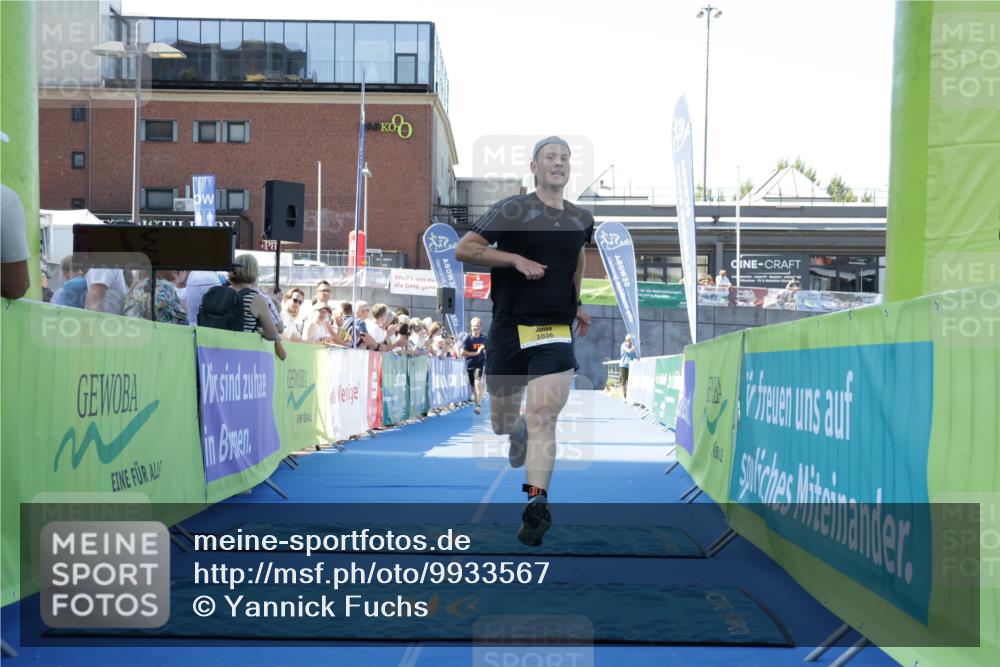 09.08.2026 - GEWOBA Citytriathlon Bremen Yannick Fuchs http://msf.ph/oto/9933567 09.08.2026 11:27:10 Ziel 215, 329, 396 meine-sportfotos.de