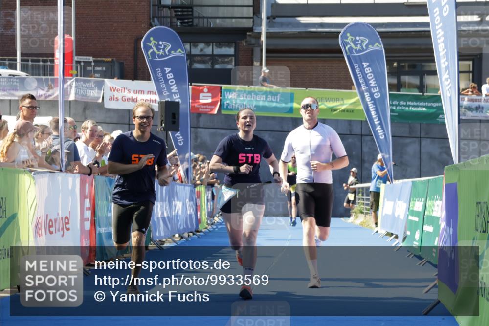 09.08.2026 - GEWOBA Citytriathlon Bremen Yannick Fuchs http://msf.ph/oto/9933569 09.08.2026 11:27:12 Ziel 215, 329, 396 meine-sportfotos.de
