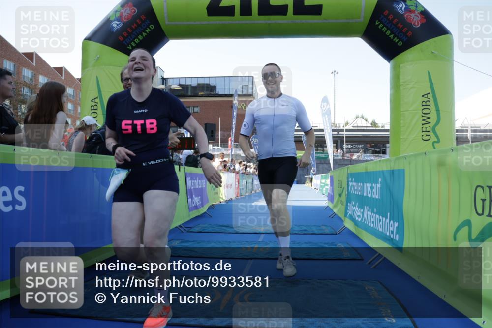 09.08.2026 - GEWOBA Citytriathlon Bremen Yannick Fuchs http://msf.ph/oto/9933581 09.08.2026 11:27:15 Ziel 215, 339 meine-sportfotos.de