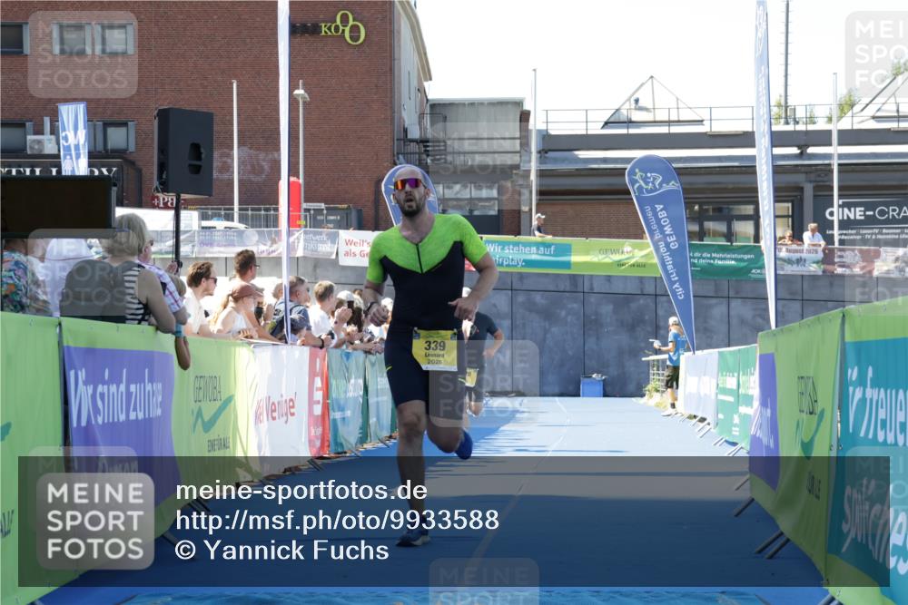 09.08.2026 - GEWOBA Citytriathlon Bremen Yannick Fuchs http://msf.ph/oto/9933588 09.08.2026 11:27:20 Ziel 339, 520 meine-sportfotos.de