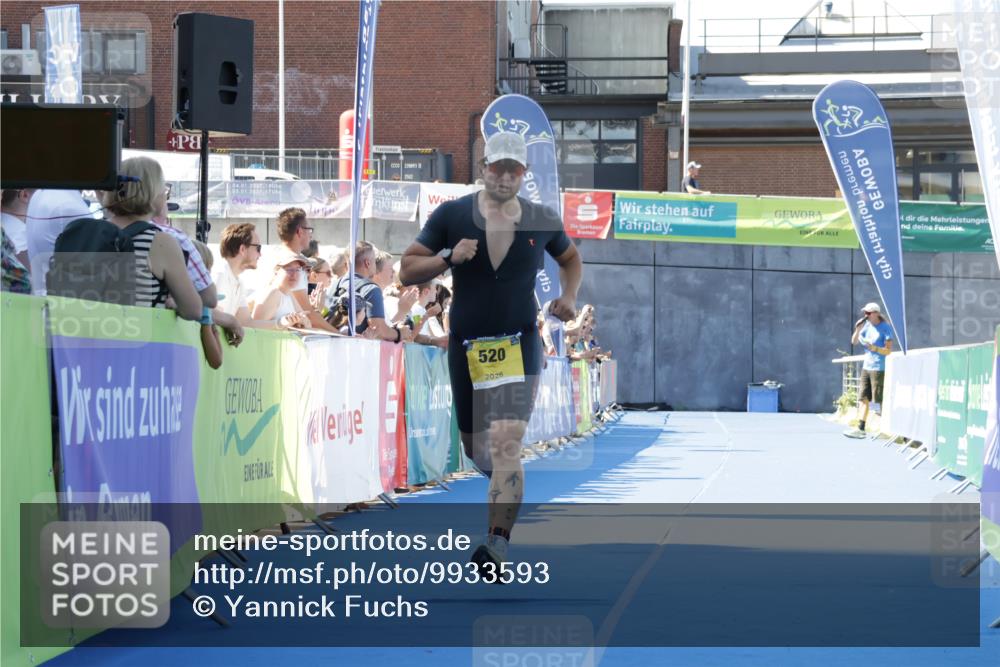 09.08.2026 - GEWOBA Citytriathlon Bremen Yannick Fuchs http://msf.ph/oto/9933593 09.08.2026 11:27:22 Ziel 339, 520 meine-sportfotos.de