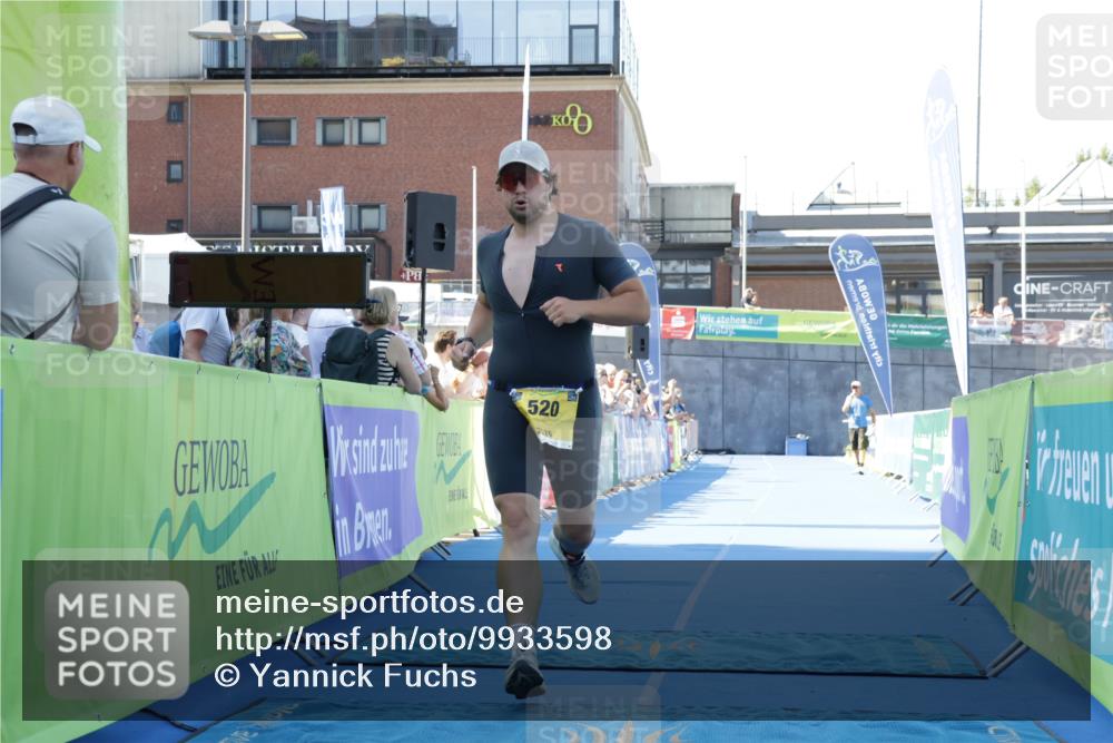 09.08.2026 - GEWOBA Citytriathlon Bremen Yannick Fuchs http://msf.ph/oto/9933598 09.08.2026 11:27:23 Ziel 339, 520 meine-sportfotos.de