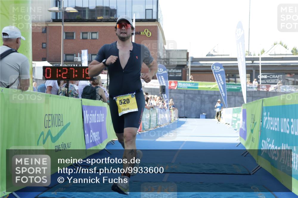 09.08.2026 - GEWOBA Citytriathlon Bremen Yannick Fuchs http://msf.ph/oto/9933600 09.08.2026 11:27:24 Ziel 339, 520 meine-sportfotos.de