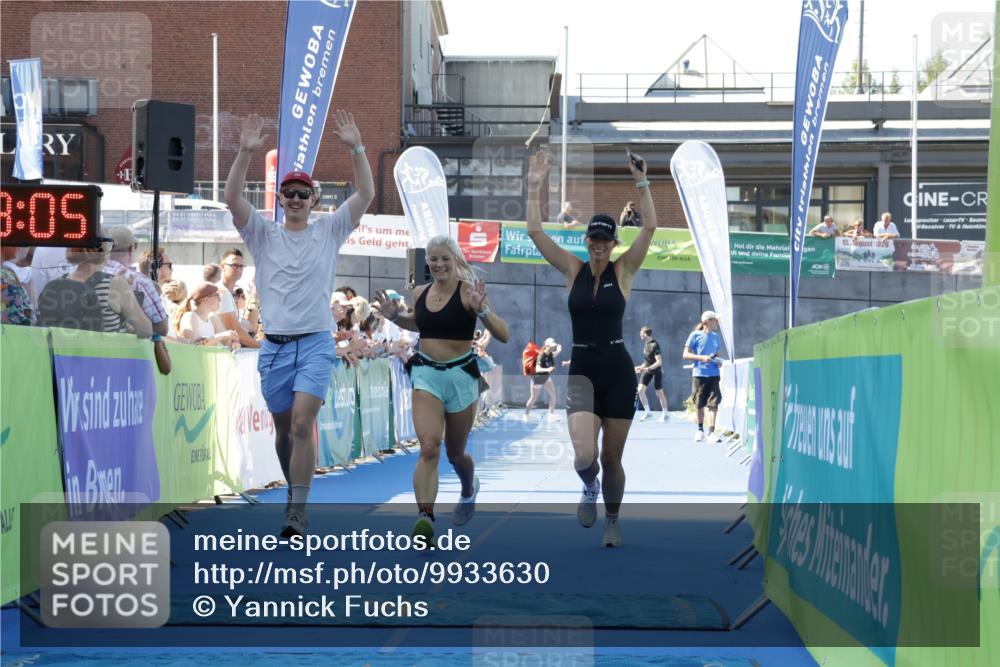 09.08.2026 - GEWOBA Citytriathlon Bremen Yannick Fuchs http://msf.ph/oto/9933630 09.08.2026 11:28:10 Ziel 209 meine-sportfotos.de