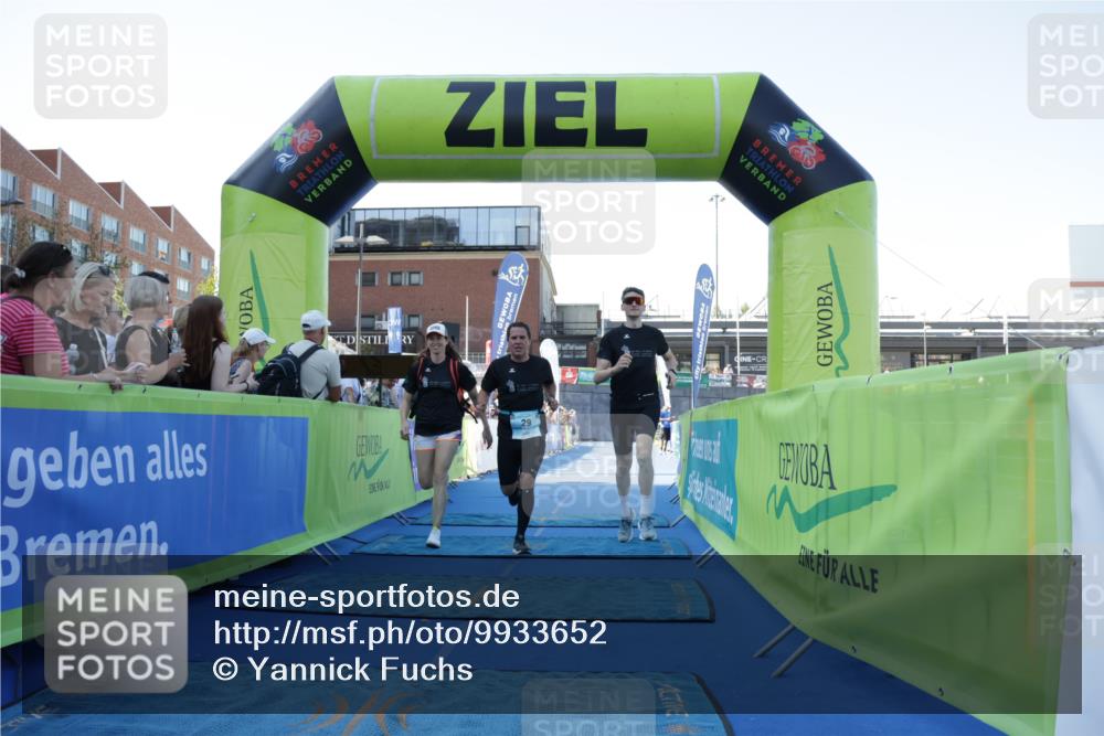 09.08.2026 - GEWOBA Citytriathlon Bremen Yannick Fuchs http://msf.ph/oto/9933652 09.08.2026 11:28:18 Ziel 29 meine-sportfotos.de