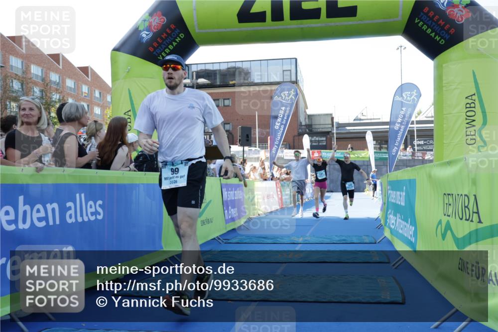 09.08.2026 - GEWOBA Citytriathlon Bremen Yannick Fuchs http://msf.ph/oto/9933686 09.08.2026 11:28:42 Ziel 99, 141 meine-sportfotos.de