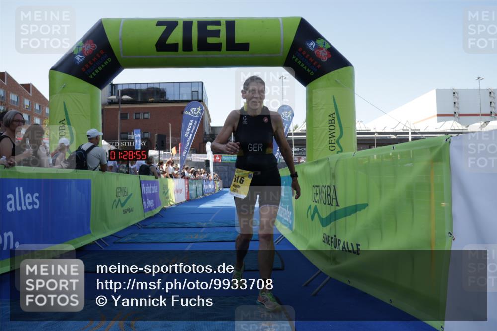 09.08.2026 - GEWOBA Citytriathlon Bremen Yannick Fuchs http://msf.ph/oto/9933708 09.08.2026 11:28:59 Ziel 516 meine-sportfotos.de