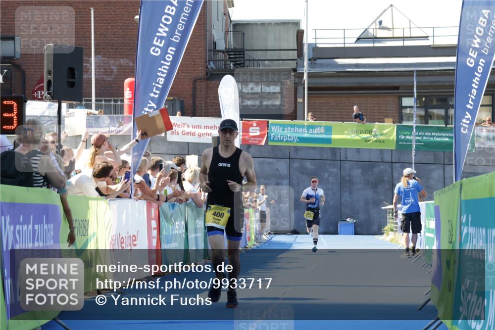 09.08.2026 - GEWOBA Citytriathlon Bremen Yannick Fuchs http://msf.ph/oto/9933717 09.08.2026 11:29:17 Ziel 13, 400 meine-sportfotos.de