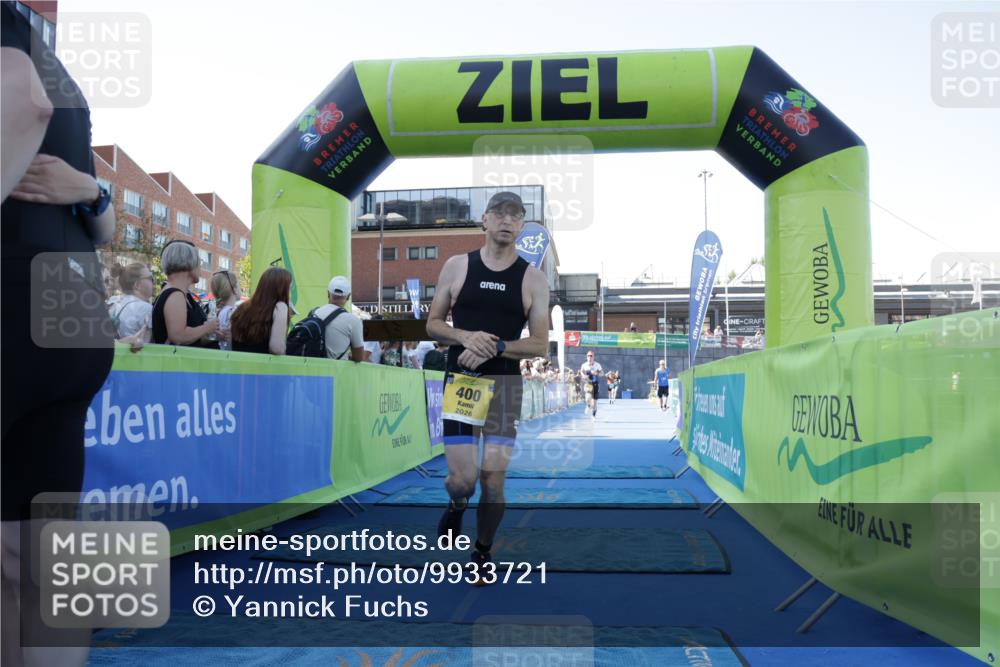 09.08.2026 - GEWOBA Citytriathlon Bremen Yannick Fuchs http://msf.ph/oto/9933721 09.08.2026 11:29:21 Ziel 317, 400 meine-sportfotos.de